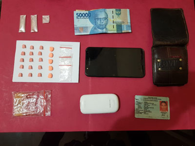 Tangkap Terduga Pelaku Narkotika, Polsek Keritang Amankan 3 Paket Sabu dan 20 Pil Ekstasi